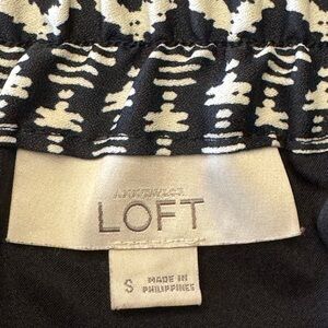 LOFT / Geometric Straight Skirt / Black & White / Knee Length / Size S